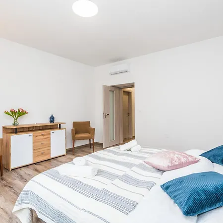 Perla Hradce 103 公寓 Hradec Králové