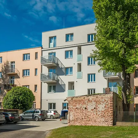 Perla Hradce 103 Apartman *