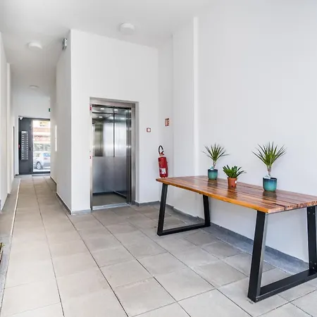 Apartman Perla Hradce 103 *